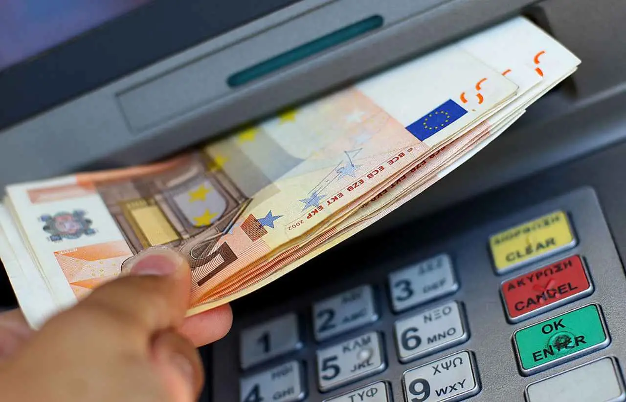 Allerta bancomat e POS: ecco cosa sta succedendo Allerta bancomat e POS: ecco cosa sta succedendo
