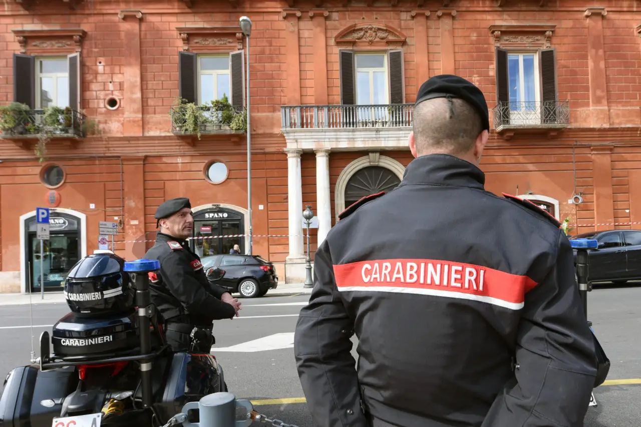 Come evitare la multa sul parabrezza: la verifica della polizia che pochi conoscono Come evitare la multa sul parabrezza: la verifica della polizia che pochi conoscono