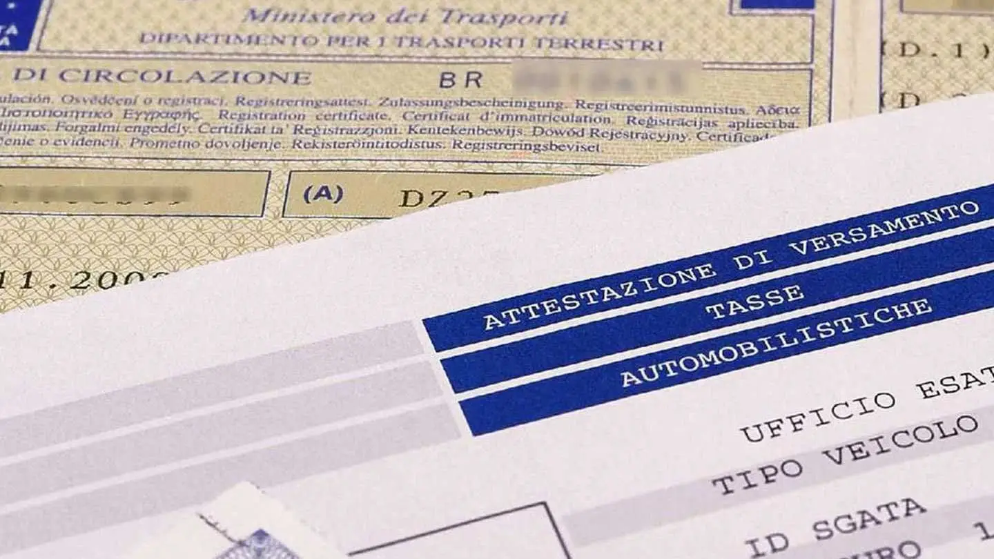 Bollo auto: la novità sorprende tutti, se hai questa età non devi pagare più Bollo auto: la novità sorprende tutti, se hai questa età non devi pagare più