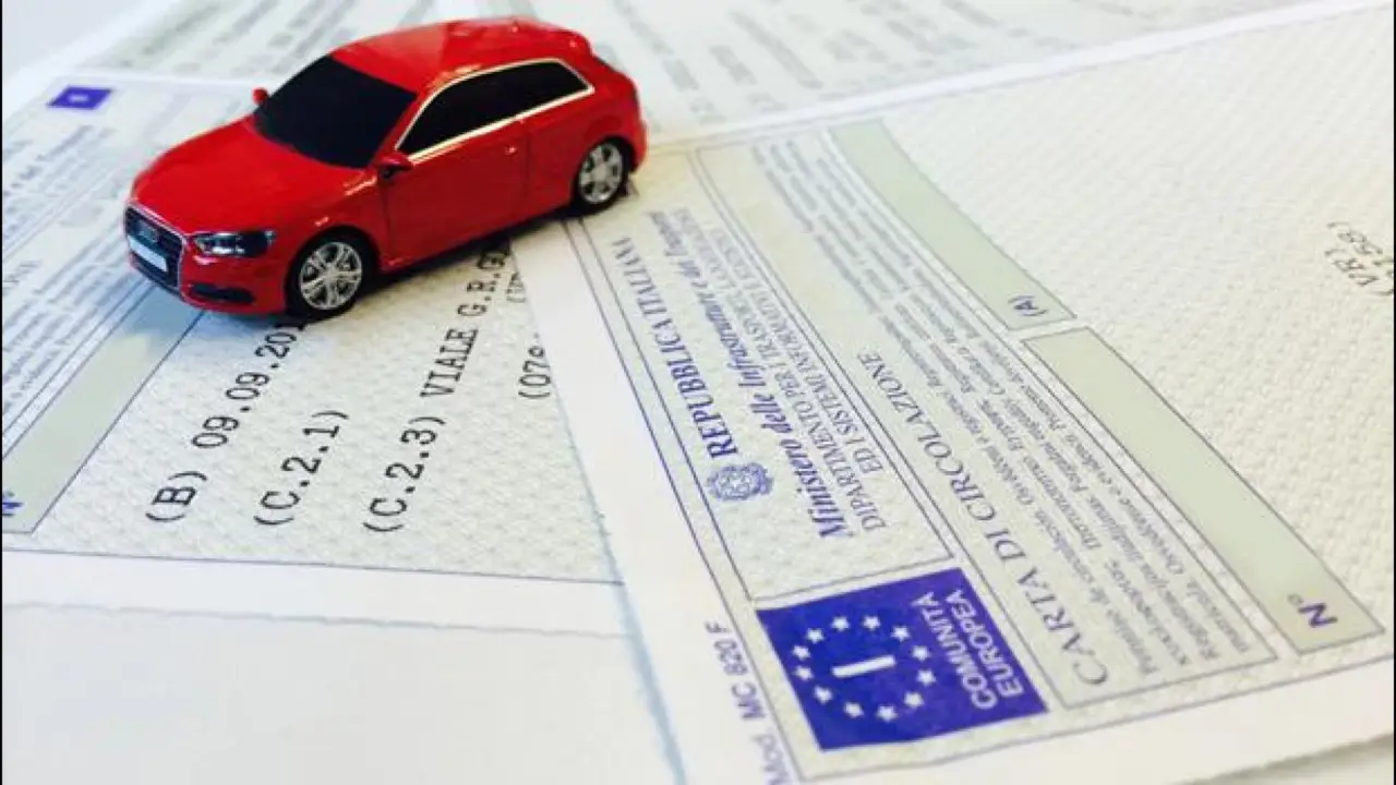 Bollo auto: la novità sorprende tutti, se hai questa età non devi pagare più Bollo auto: la novità sorprende tutti, se hai questa età non devi pagare più