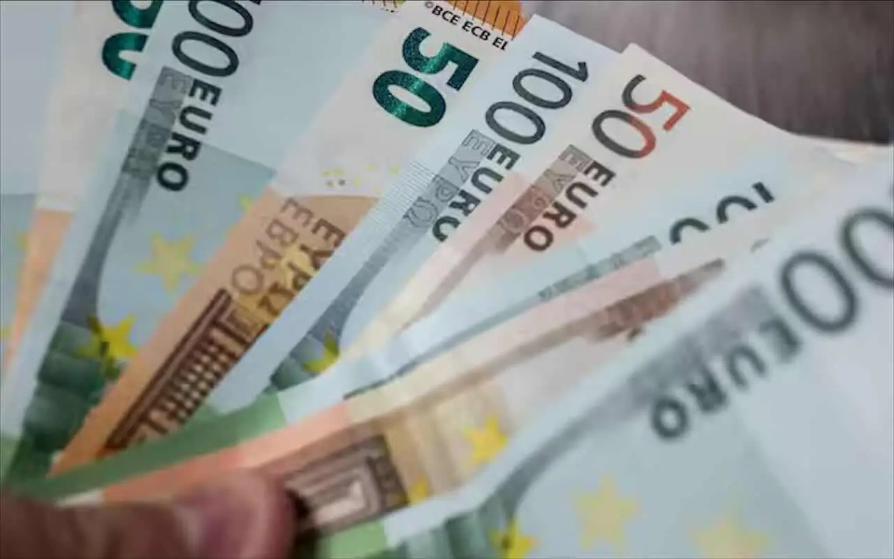 Bonus di 8000 euro per cambiare caldaia o camino: guida aggiornata ENEA alle richieste di giugno 2025 Bonus di 8000 euro per cambiare caldaia o camino: guida aggiornata ENEA alle richieste di giugno 2025