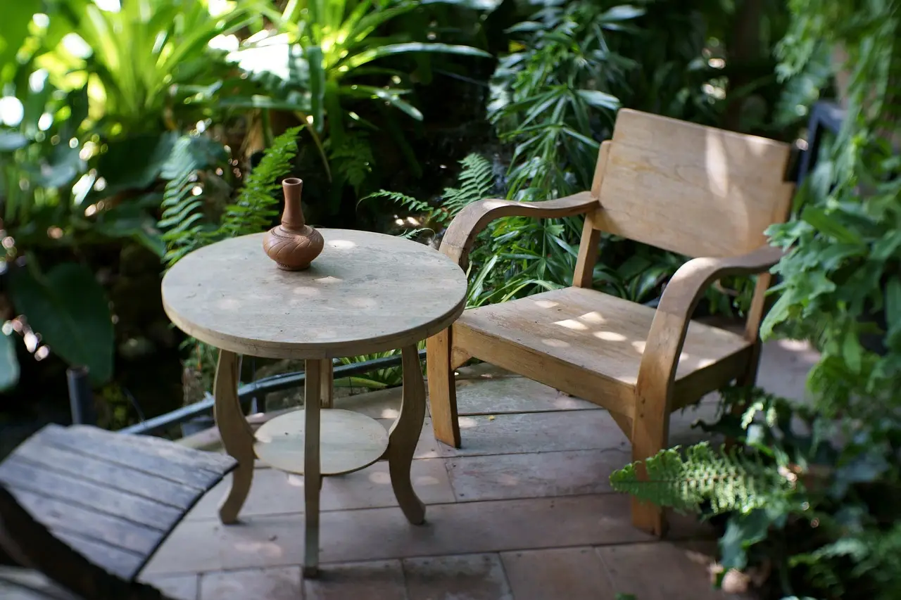 Come creare un angolo relax sul terrazzo: idee green con materiali riciclati per l’estate 2025 Come creare un angolo relax sul terrazzo: idee green con materiali riciclati per l’estate 2025